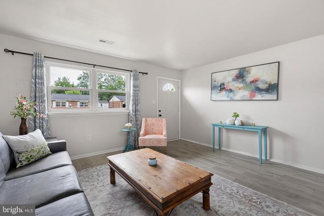 20 OPUS DR, Newark, DE 19702