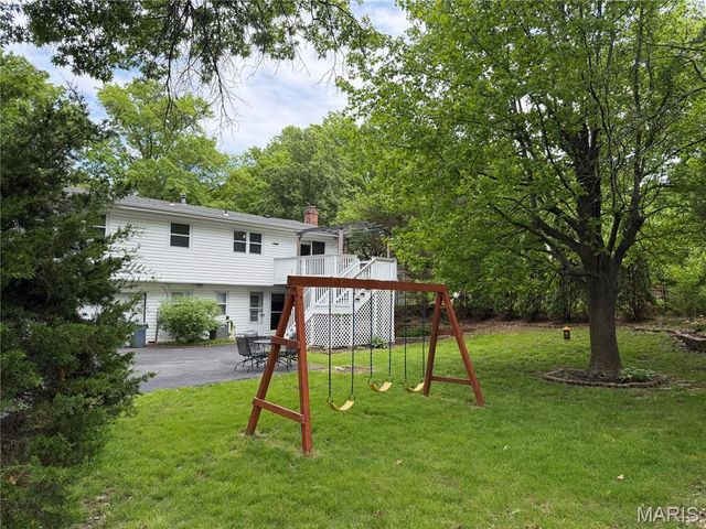 821 Courtland Place, Manchester, MO 63021
