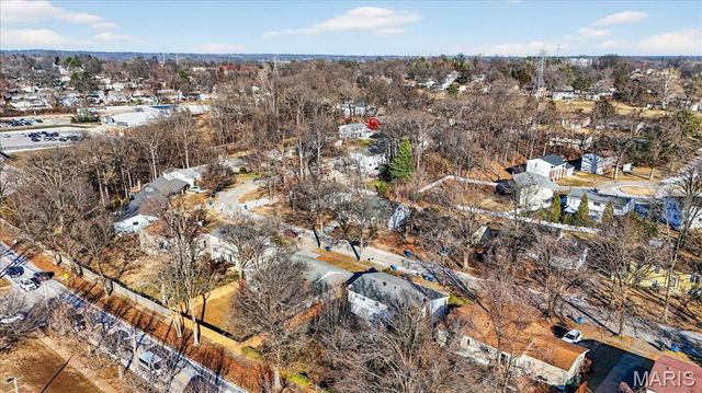 821 Courtland Place, Manchester, MO 63021