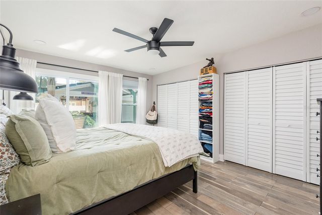 1015 E CRAWFORD STREET, Tampa, FL 33604