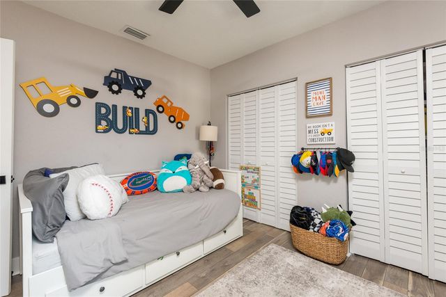 1015 E CRAWFORD STREET, Tampa, FL 33604