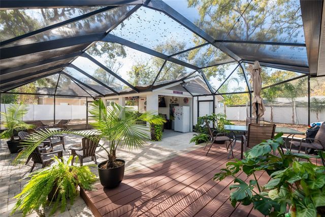 1015 E CRAWFORD STREET, Tampa, FL 33604