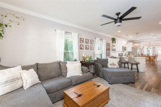 1015 E CRAWFORD STREET, Tampa, FL 33604