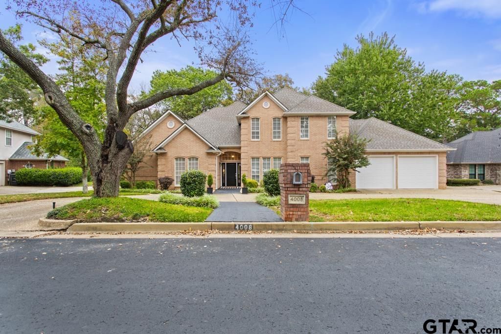 4008 Pinecreek Dr, Tyler, TX 75707