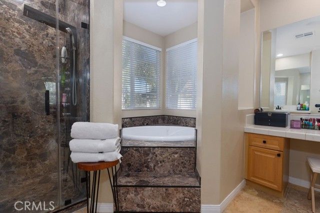 63 Volta Del Tintori, Lake Elsinore, CA 92532