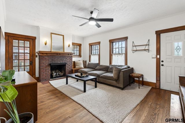 5010 Lafayette Avenue, Omaha, NE 68132