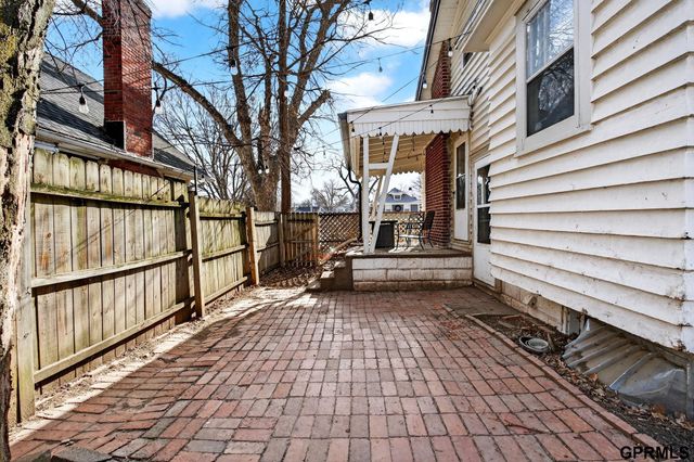 5010 Lafayette Avenue, Omaha, NE 68132