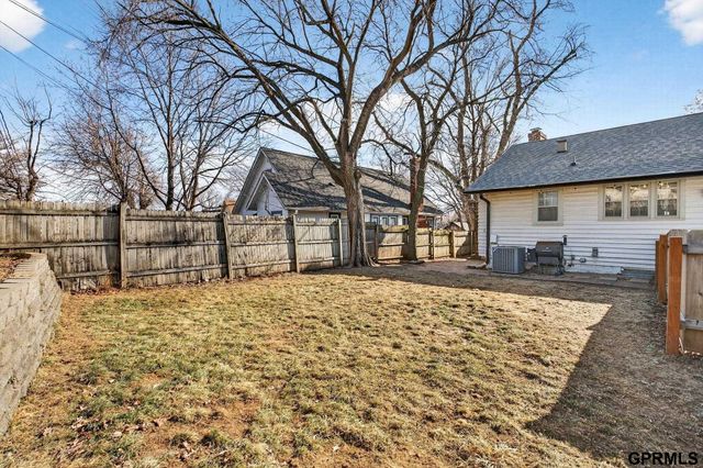 5010 Lafayette Avenue, Omaha, NE 68132