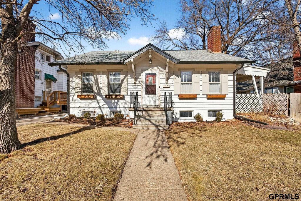 5010 Lafayette Avenue, Omaha, NE 68132