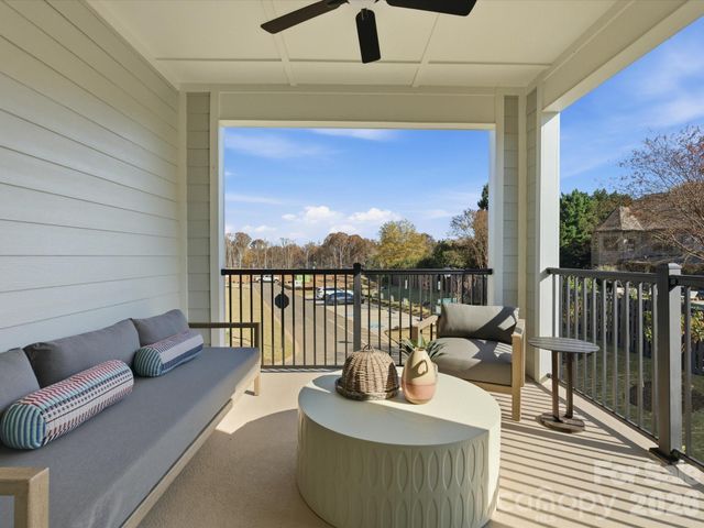 8034 Thimbleweed Circle, Charlotte, NC 28277