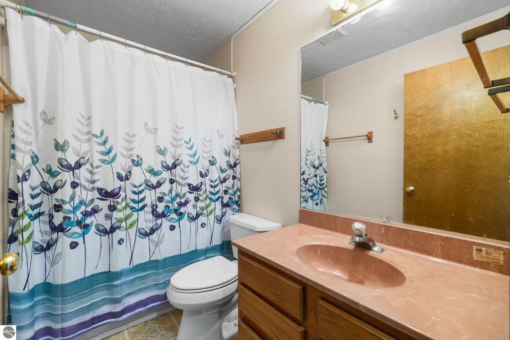 Image 23 of property listing at 13781 Bayview Drive, Traverse City, MI 49684