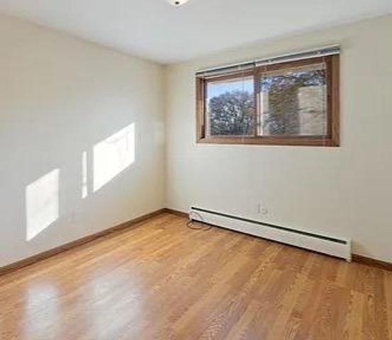 1803 10th Street NW, New Brighton, MN 55112