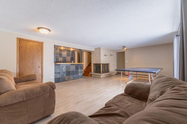 1803 10th Street NW, New Brighton, MN 55112