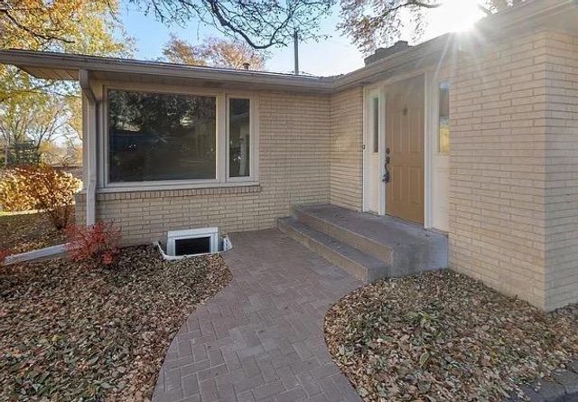 1803 10th Street NW, New Brighton, MN 55112