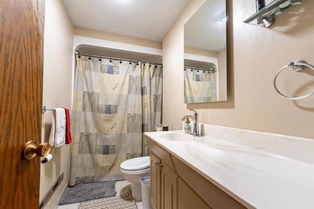 1803 10th Street NW, New Brighton, MN 55112