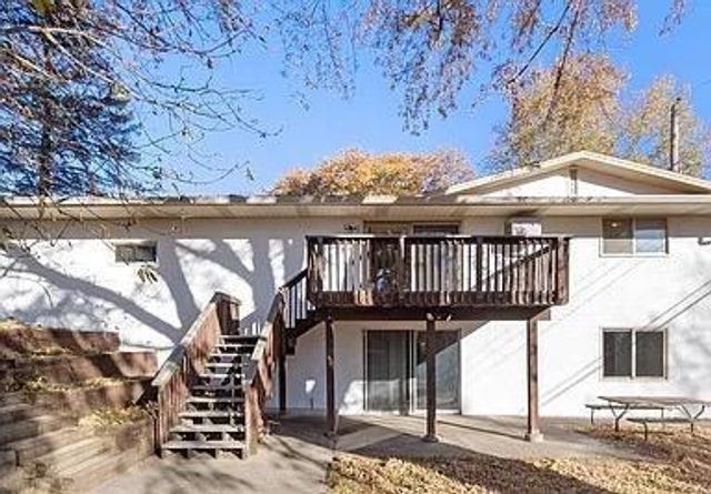 1803 10th Street NW, New Brighton, MN 55112