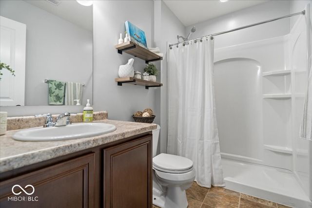 8198 Kilborn Way, Avon, IN 46123