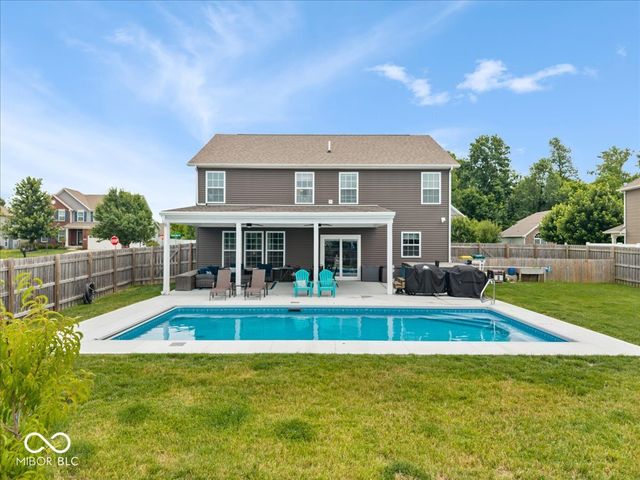 8198 Kilborn Way, Avon, IN 46123