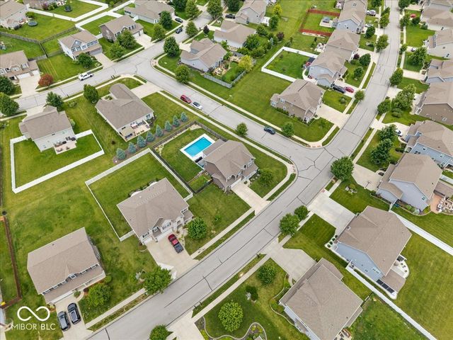 8198 Kilborn Way, Avon, IN 46123