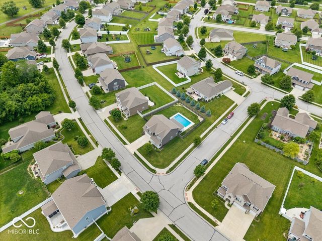 8198 Kilborn Way, Avon, IN 46123