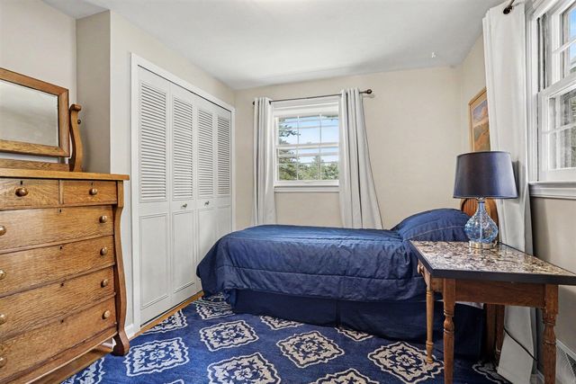 1029 Dobbin Drive, Kalamazoo, MI 49006