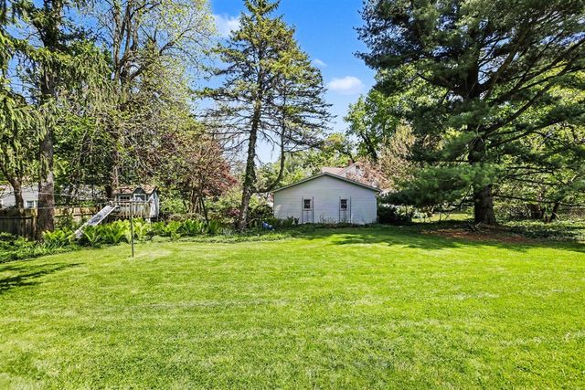 1029 Dobbin Drive, Kalamazoo, MI 49006