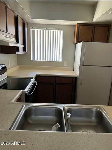 2838 E LE MARCHE Avenue, Phoenix, AZ 85032