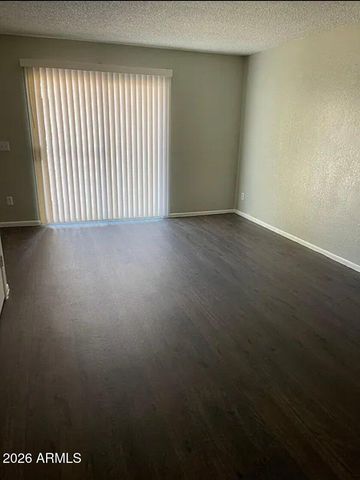 2838 E LE MARCHE Avenue, Phoenix, AZ 85032