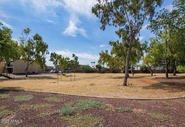 2838 E LE MARCHE Avenue, Phoenix, AZ 85032