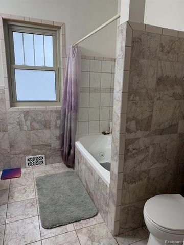 374 Woodworth Street, Marine City, MI 48039