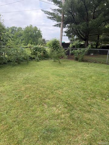 374 Woodworth Street, Marine City, MI 48039