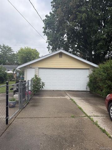 374 Woodworth Street, Marine City, MI 48039