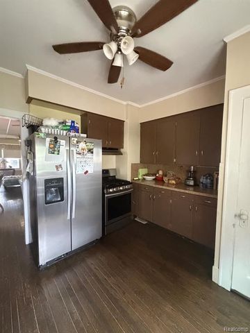 374 Woodworth Street, Marine City, MI 48039