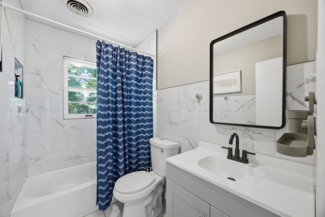 1311 Brockton Drive, Signal Mountain, TN 37377