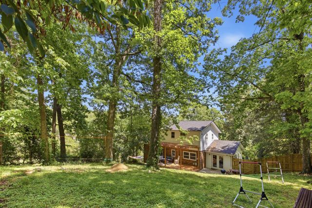 1311 Brockton Drive, Signal Mountain, TN 37377