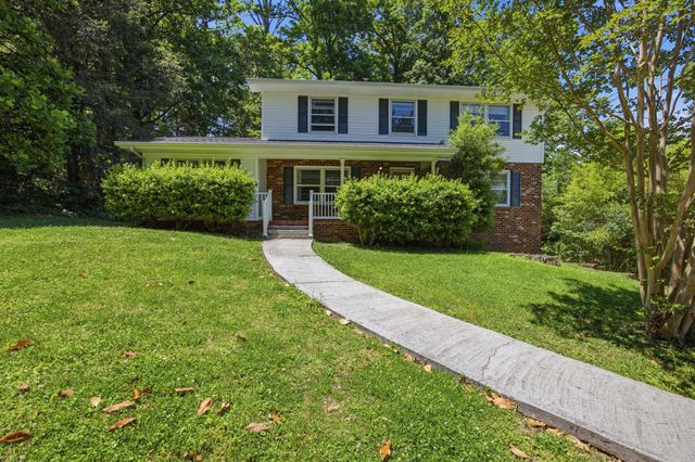 1311 Brockton Drive, Signal Mountain, TN 37377