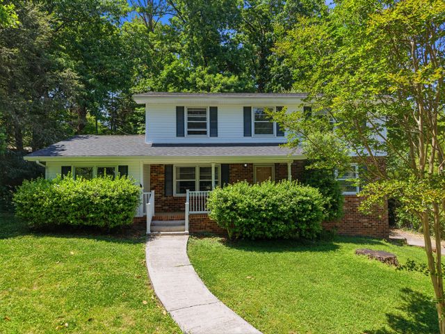 1311 Brockton Drive, Signal Mountain, TN 37377