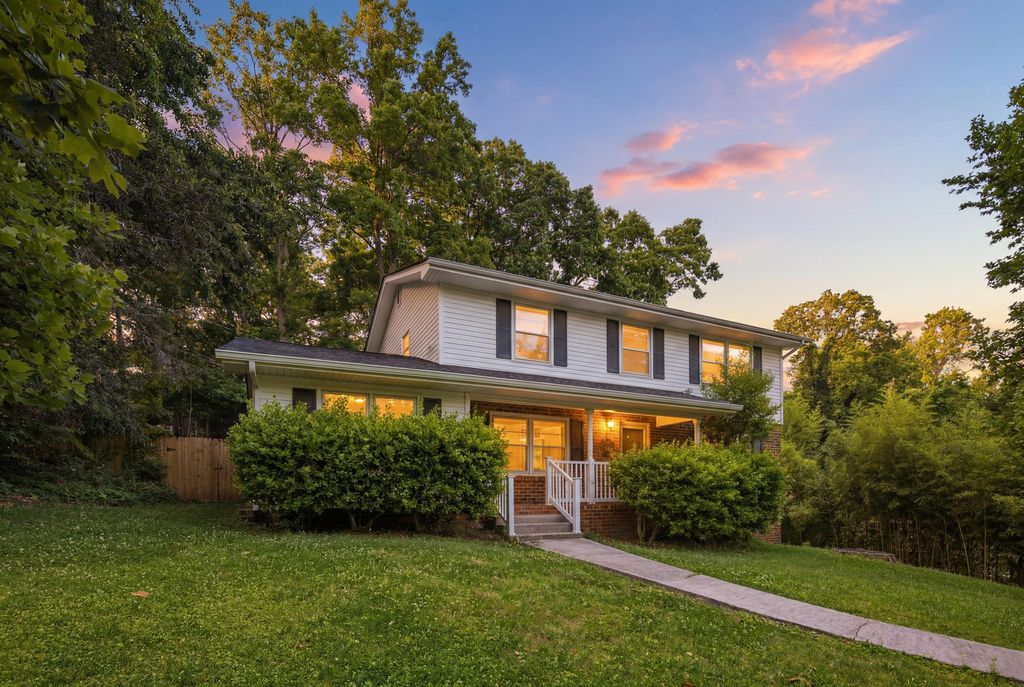 1311 Brockton Drive, Signal Mountain, TN 37377
