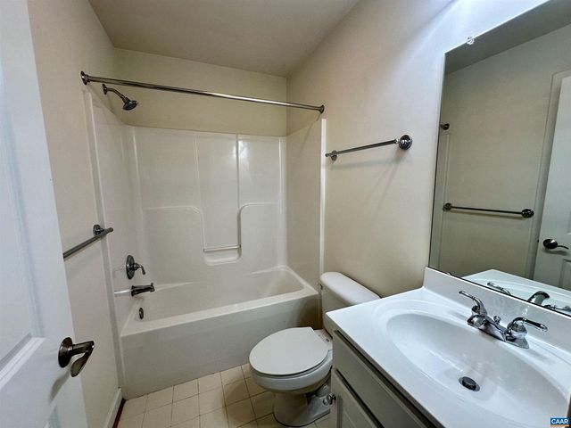 2140 SARANAC CT, Charlottesville, VA 22911