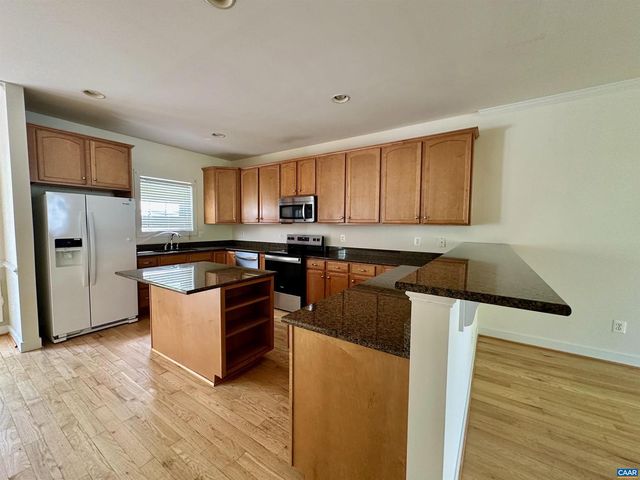 2140 SARANAC CT, Charlottesville, VA 22911