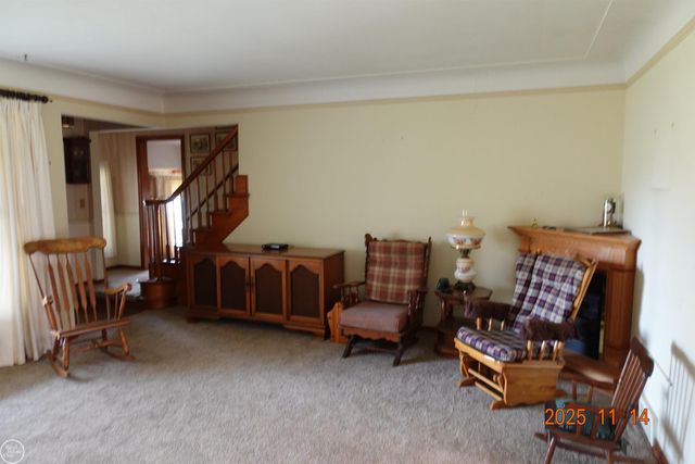 28413 RUEHLE Street, St Clair Shores, MI 48081