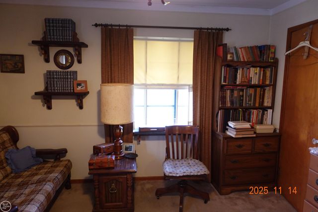 28413 RUEHLE Street, St Clair Shores, MI 48081