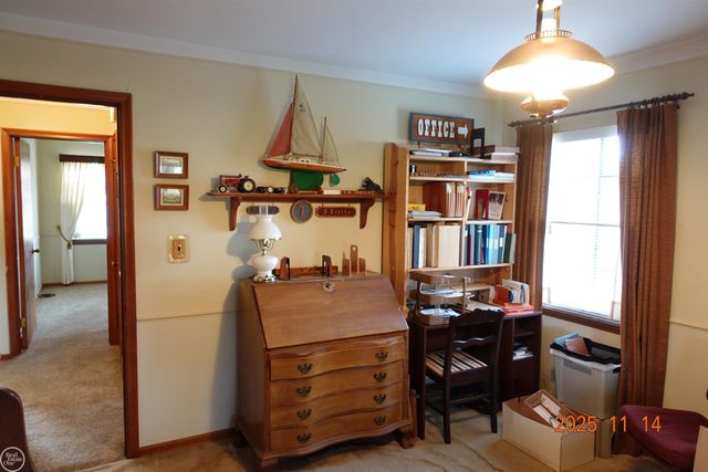 28413 RUEHLE Street, St Clair Shores, MI 48081