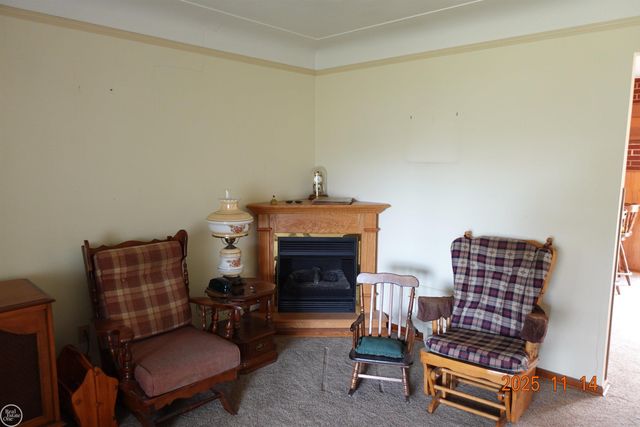 28413 RUEHLE Street, St Clair Shores, MI 48081