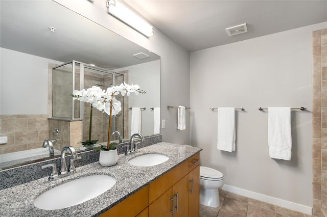 360 Nueces ST 1805, Austin, TX 78701