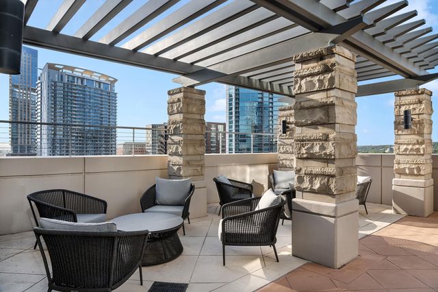360 Nueces ST 1805, Austin, TX 78701