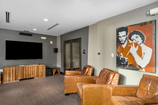 360 Nueces ST 1805, Austin, TX 78701