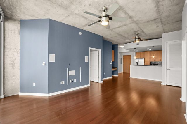 360 Nueces ST 1805, Austin, TX 78701