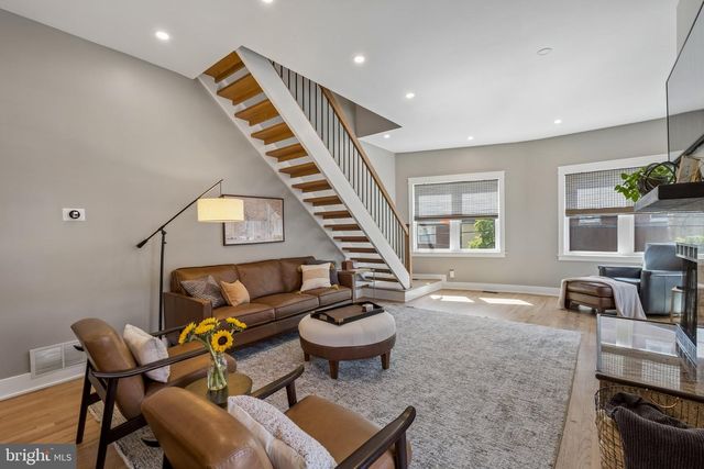 801 S 8TH ST, Philadelphia, PA 19147