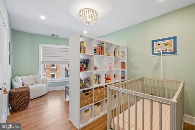 801 S 8TH ST, Philadelphia, PA 19147